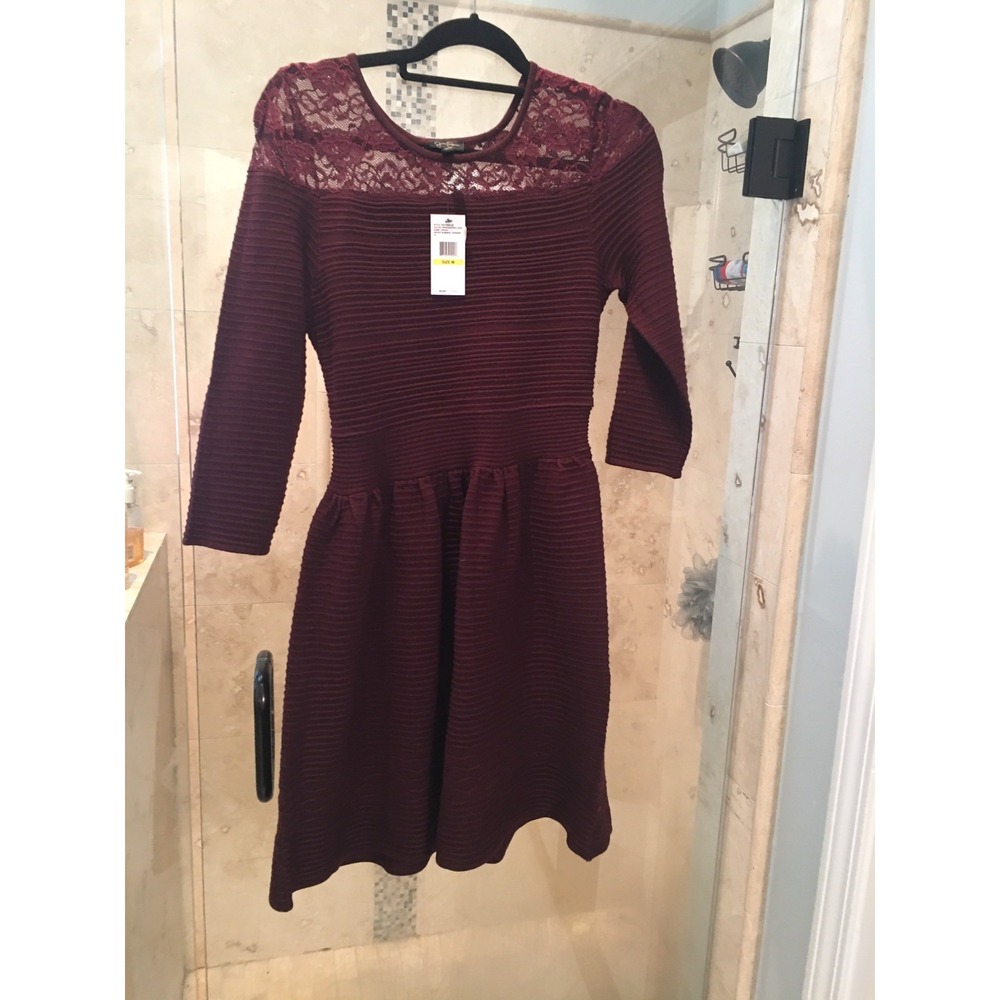 Jessica Simpson Opera Ribbed Sweater Dress Lace Wine Red Christmas 60347666 M - Picture 2 of 9